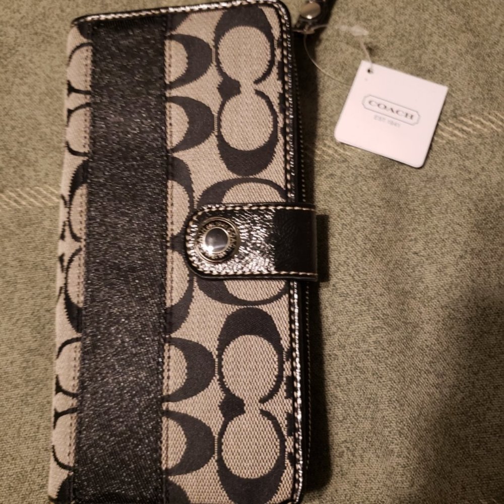 COACH Wallet (NEW)